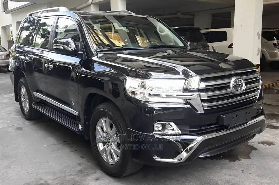 Car Rental Rent a Landcruisers V8 for Weddings and Airport