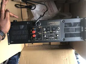 Yamaha P6500 Mid Amplifer