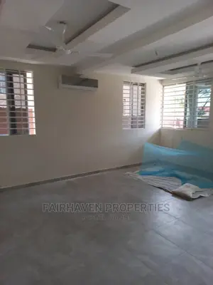 2bdrm Block of Flats in East Airport for rent