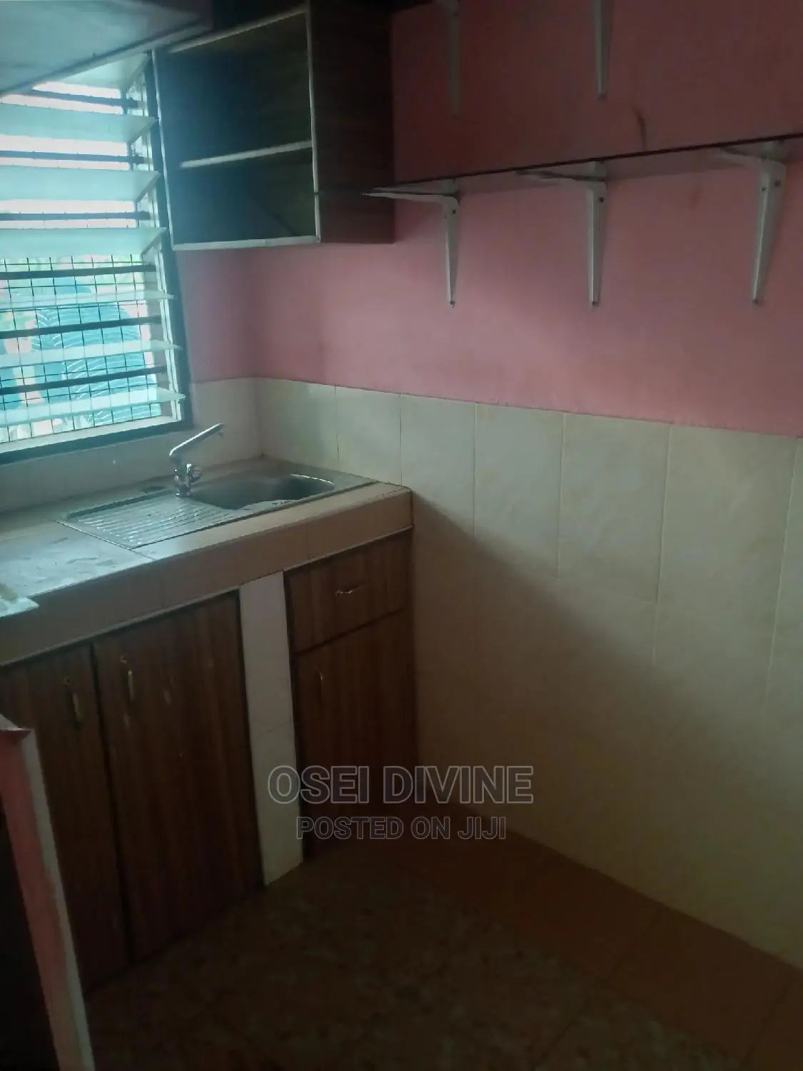 1 Bedroom Flat for Rent in Control, Dansoman