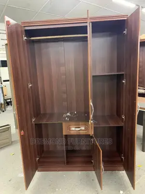 Three Doors Wardrobe With a Mirror (9663)