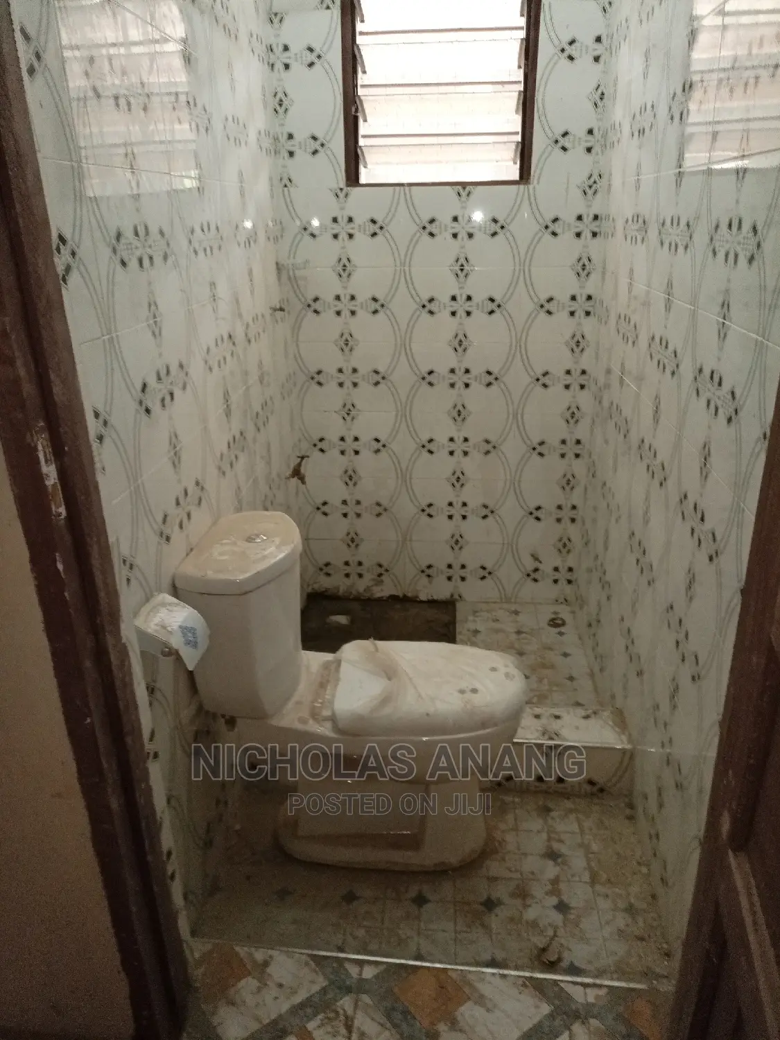 1bdrm House in New Town for rent