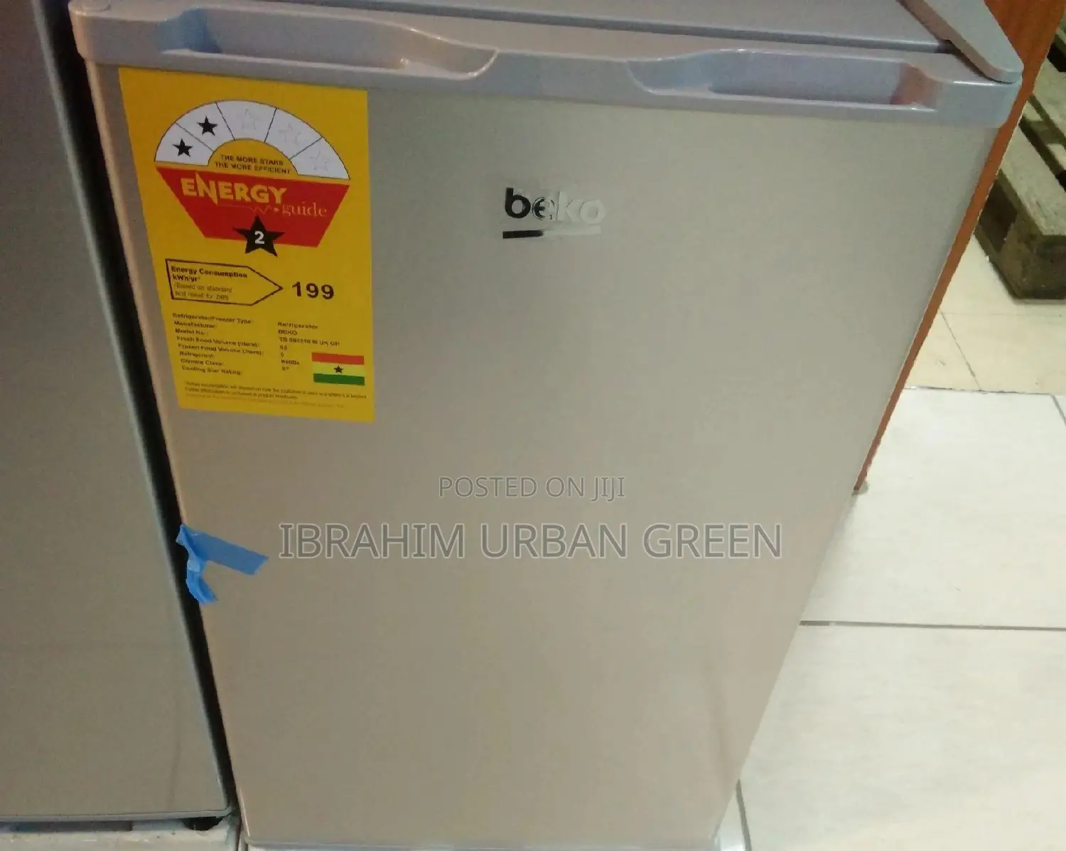 Table to Fridge, Model Type Beko