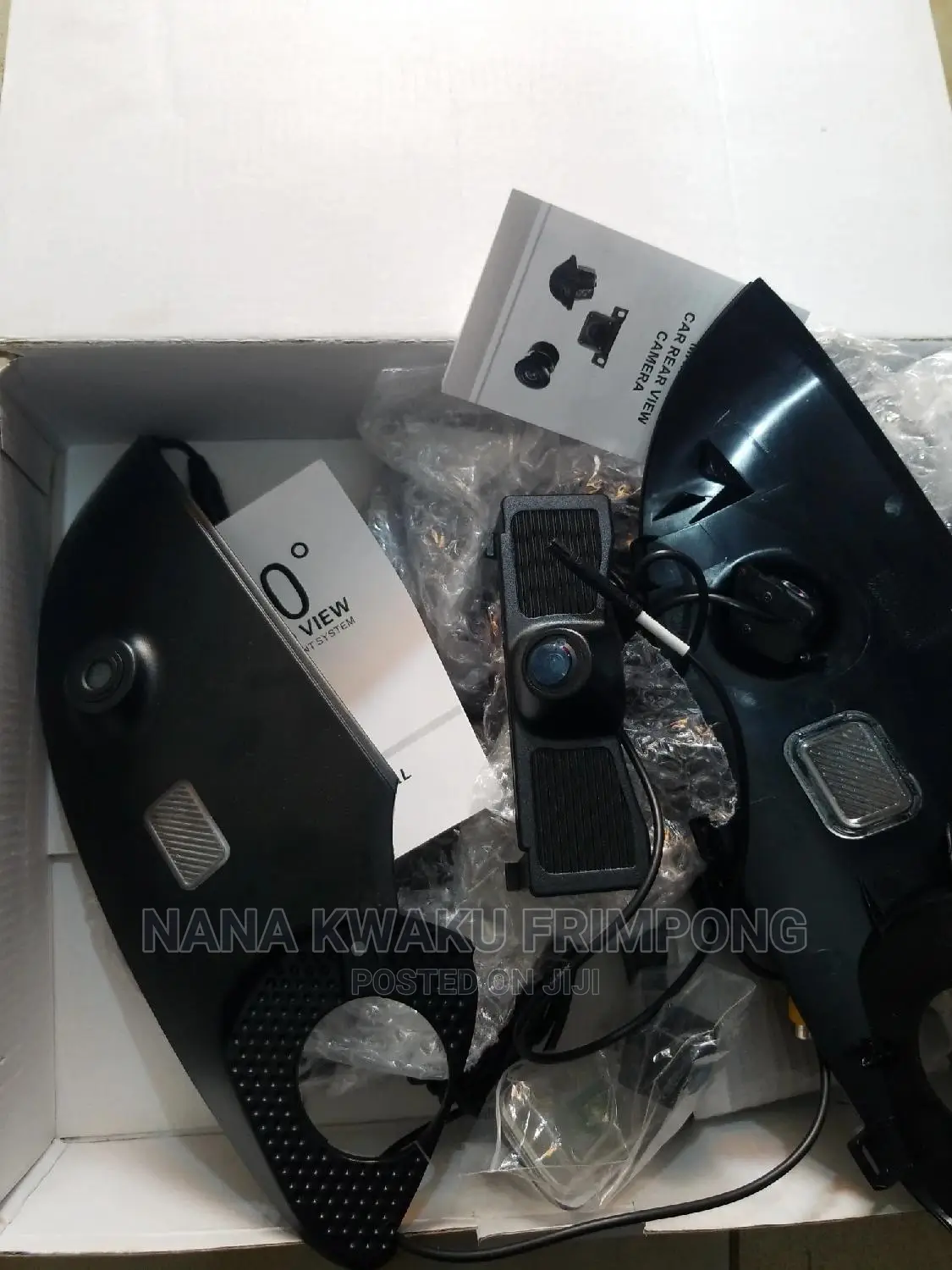 Land Cruiser V8 360 Around View Monitor System Available