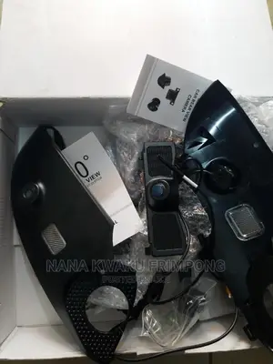 Land Cruiser V8 360 Around View Monitor System Available