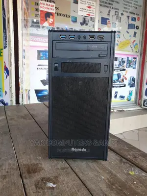Desktop Computer Asus 8GB Intel Core I5 HDD 500GB