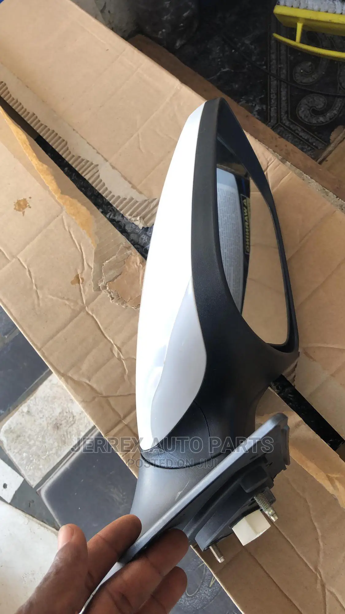 Hyundai Elantra Driving Mirror Pair