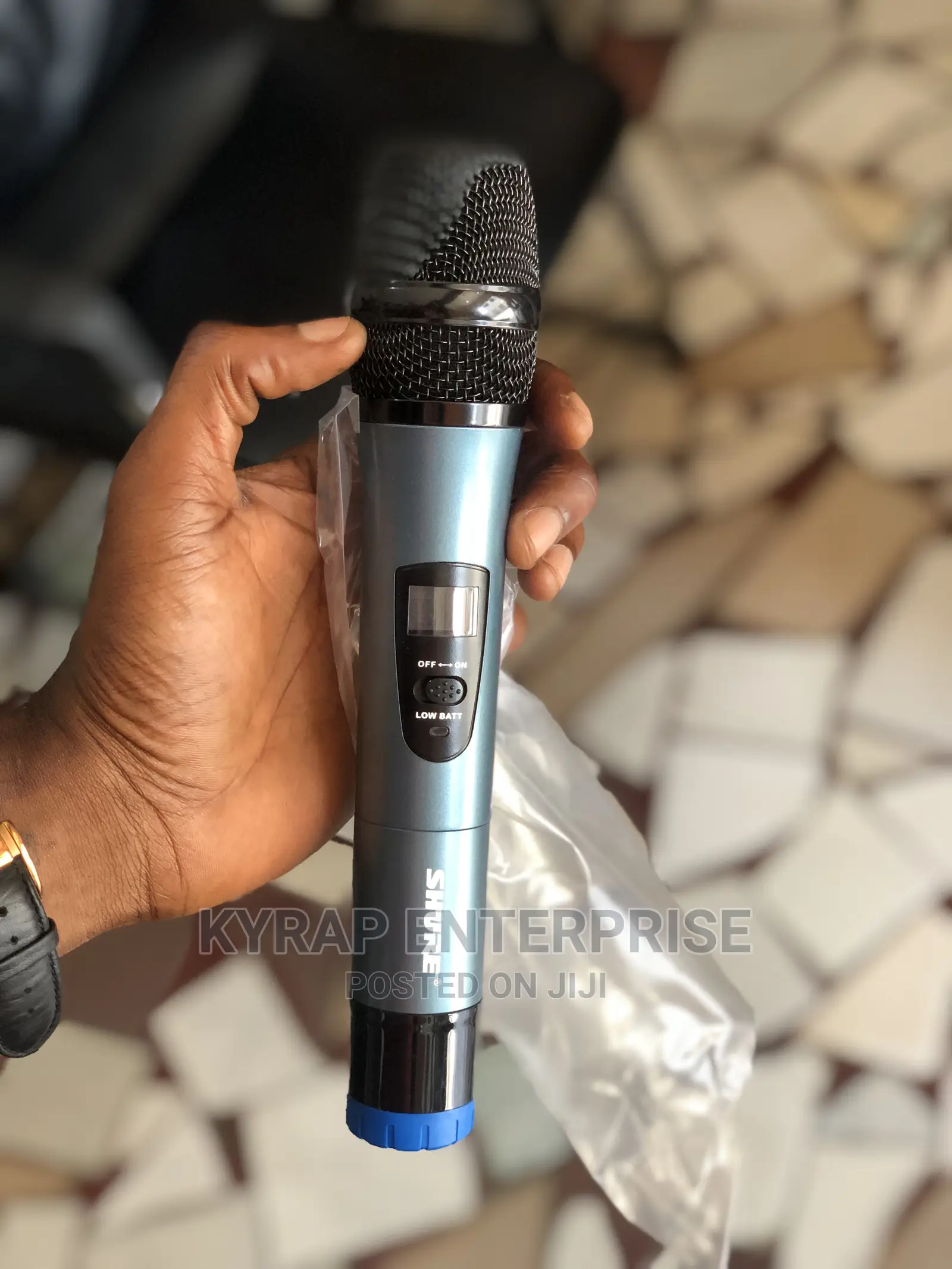 Shure U3600