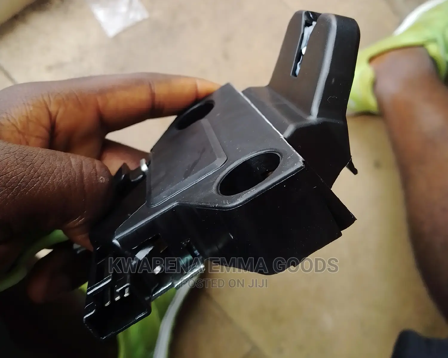 Toyota Corolla, Yaris and Camry Boot Locker 2000 to 2018
