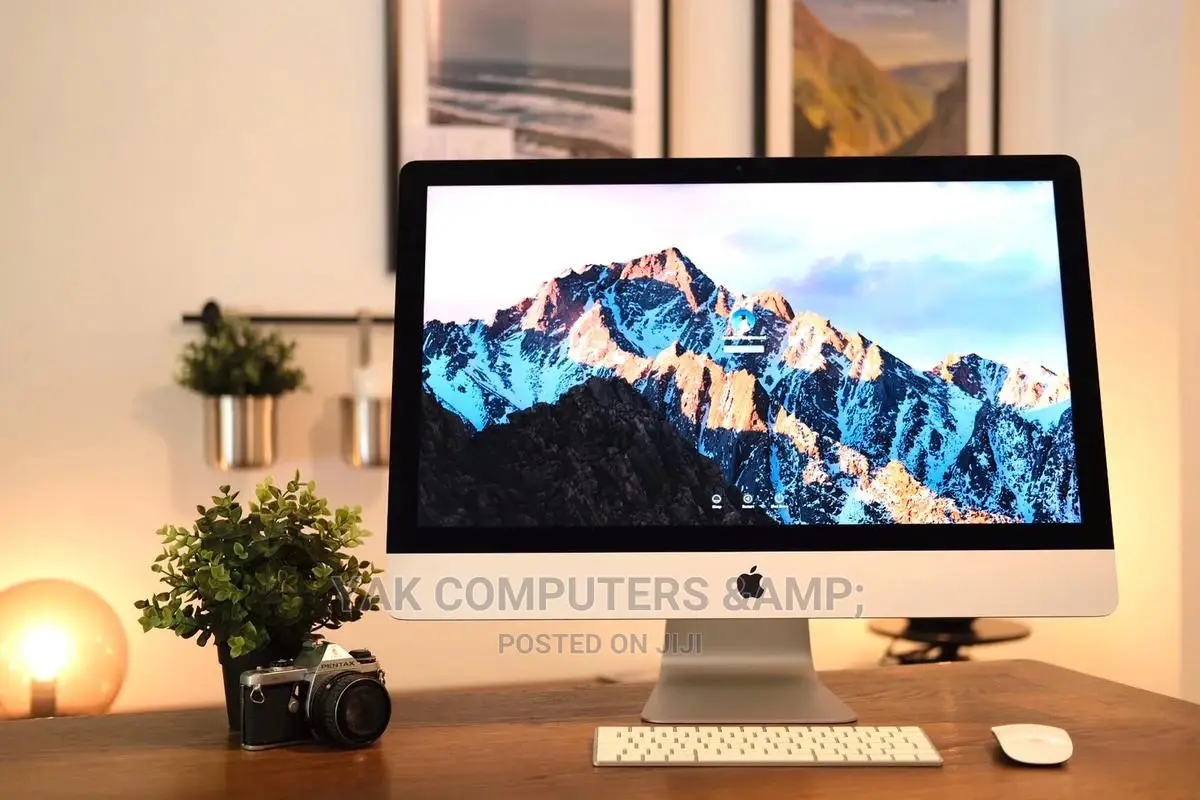 Desktop Computer Apple iMac 8GB Intel SSD 256GB