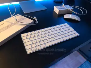 Desktop Computer Apple iMac 8GB Intel SSD 256GB