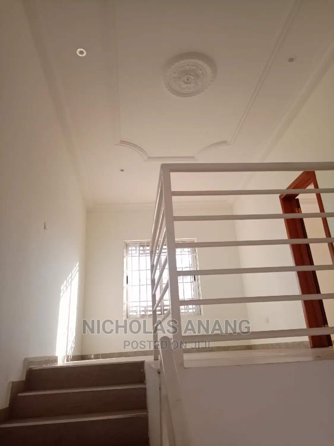 3bdrm House in New Town for rent
