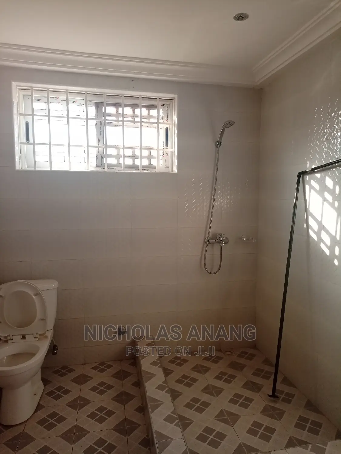 3bdrm House in New Town for rent