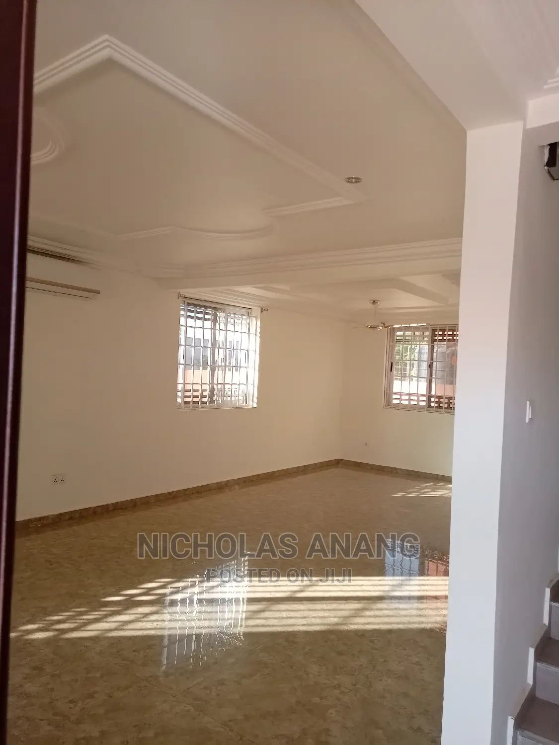 3bdrm House in New Town for rent