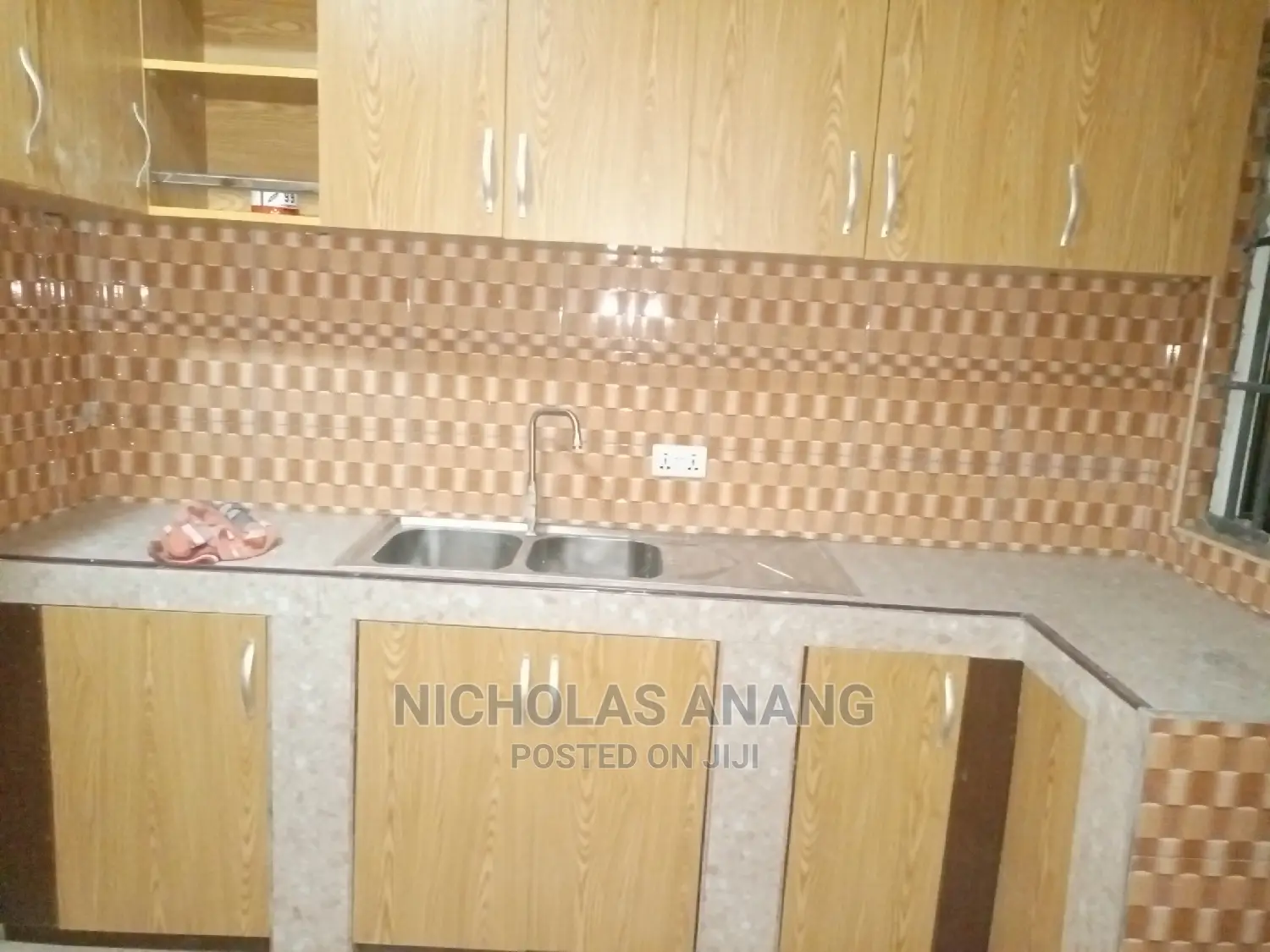 A Luxury 3 Bedroom Self Compound for Rent at Bush Road