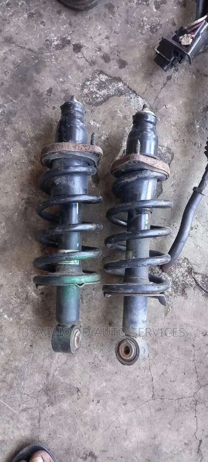 Honda CR-V 2002-06 Brand New and Home Used Back Shocks Pair