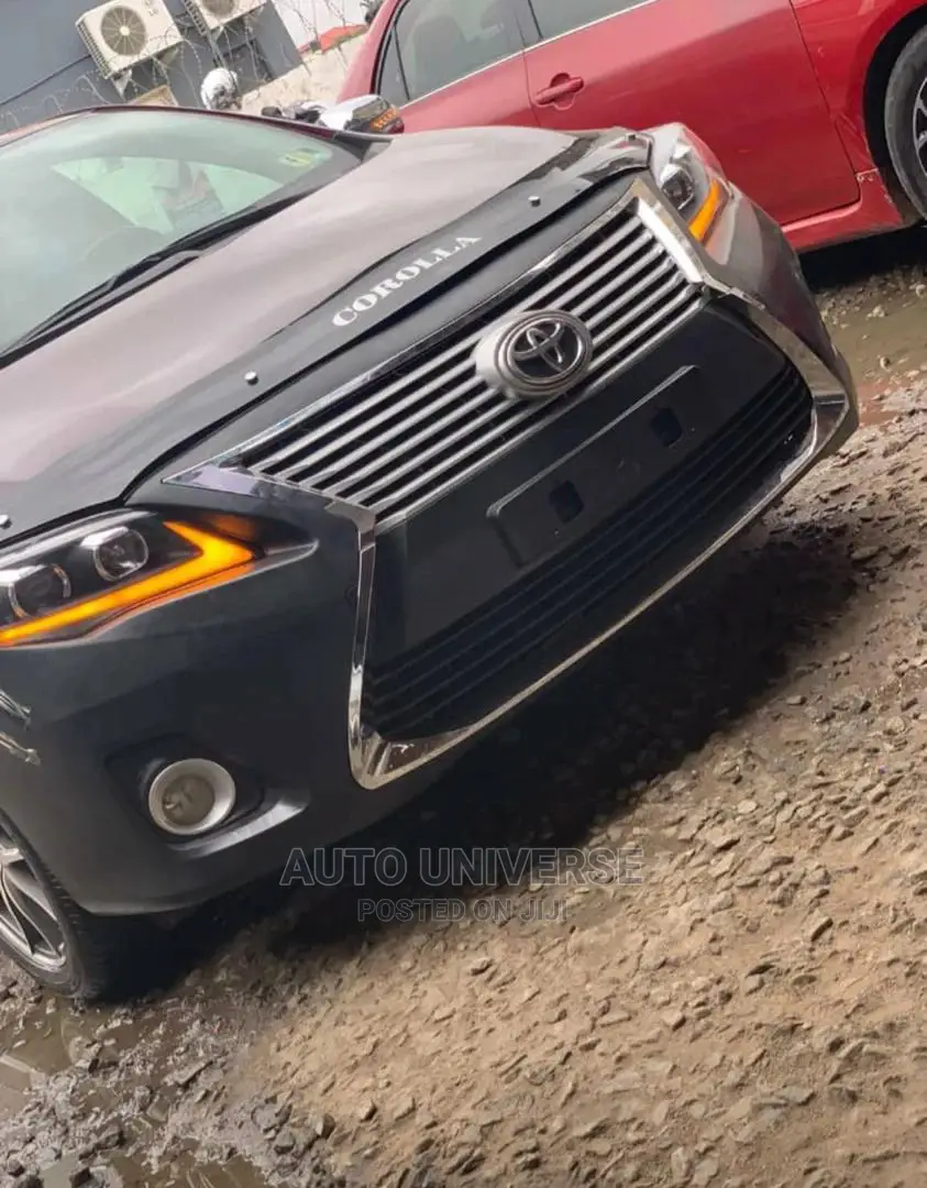 Corolla 2009-2013 Lexus Upgrade Bumper