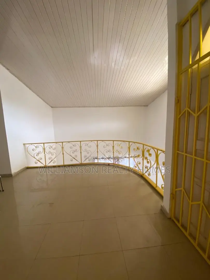 5bdrm Duplex in Sarkumonor Estate, Spintex for rent