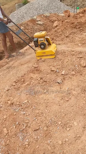 Robin 80kg Compactor