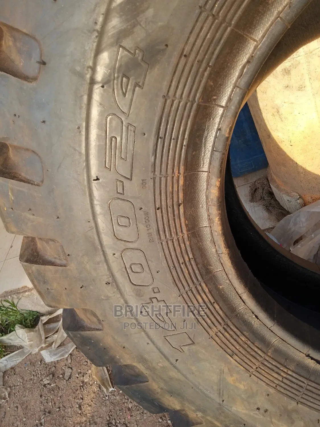 14.00-24 Machine Tire VGL