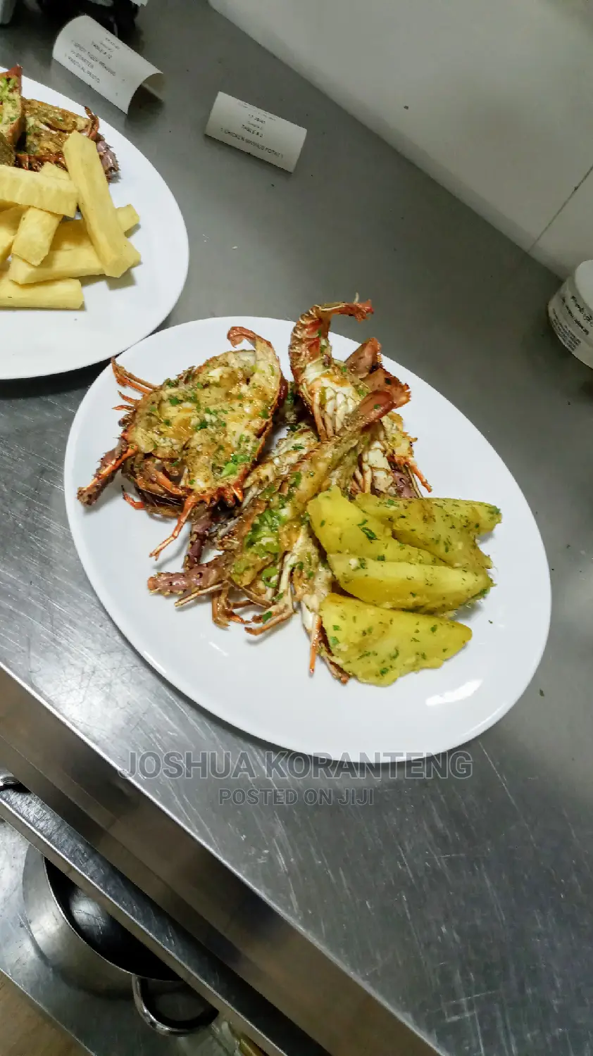I'm a Private Chef 14 Years Experience Available Asap