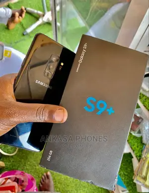 New Samsung Galaxy S9 Plus 64 GB Black