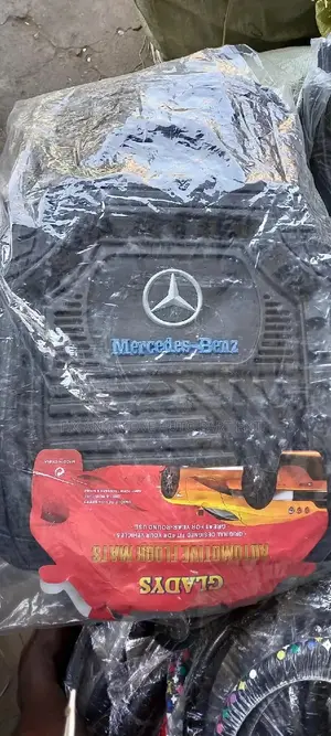 Mercedes Benz C Classe, E Classe, Ml, Brand New Floor Mat/Carpets Set