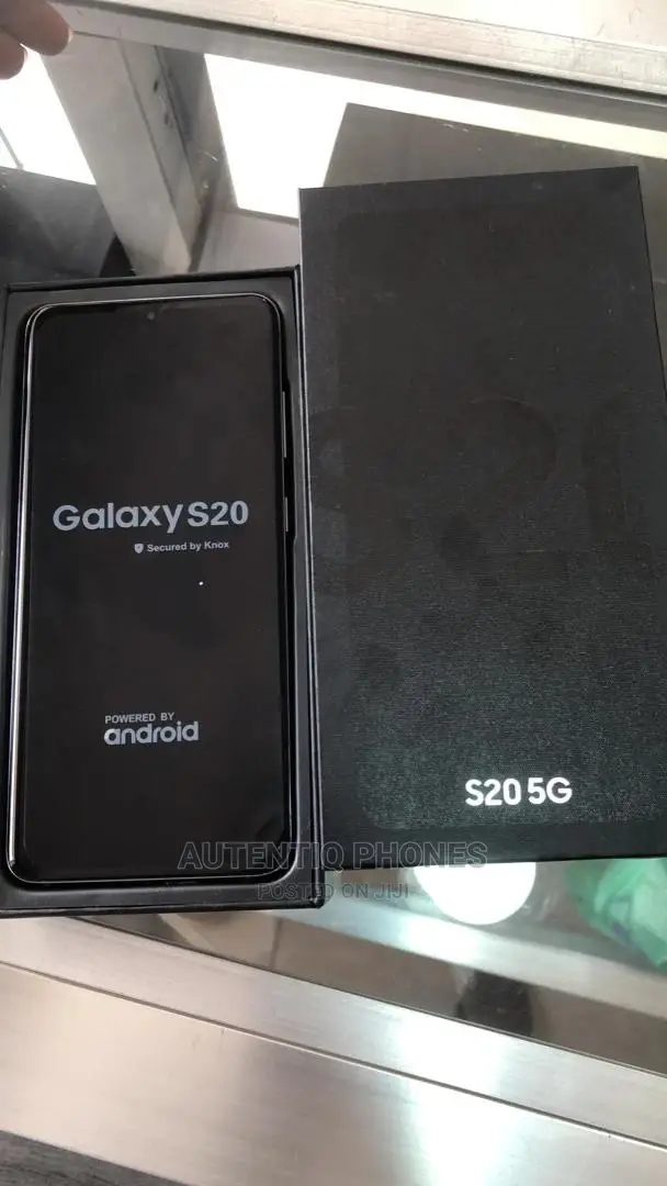 New Samsung Galaxy S20 128 GB