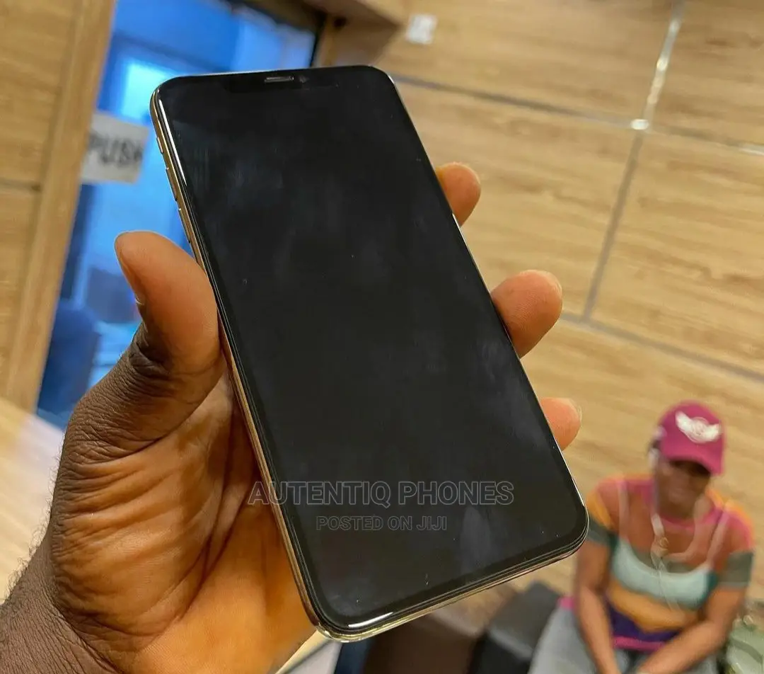 Apple iPhone XS Max 64 GB Gold
