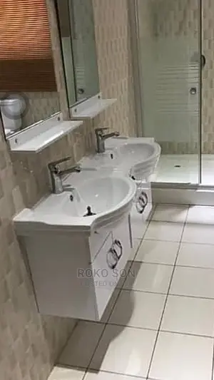 4bdrm Duplex in Dr Roko, American House for Sale