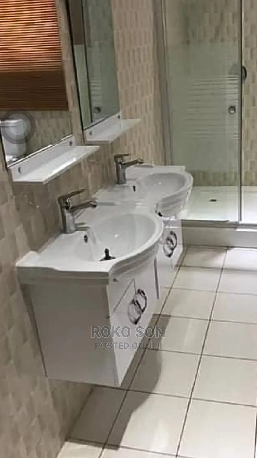 4bdrm Duplex in Dr Roko, American House for Sale