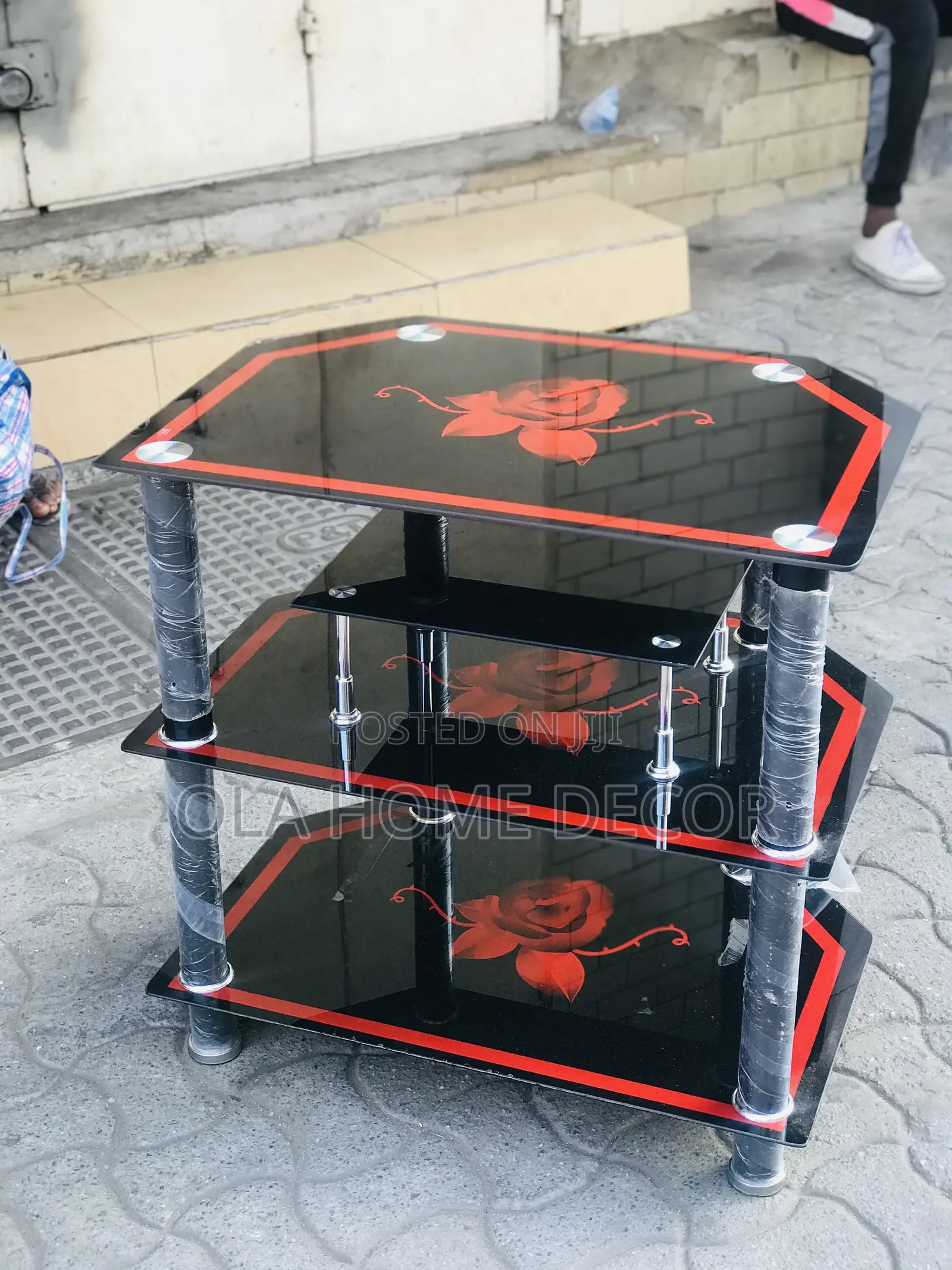 Tv Stand (Glass)