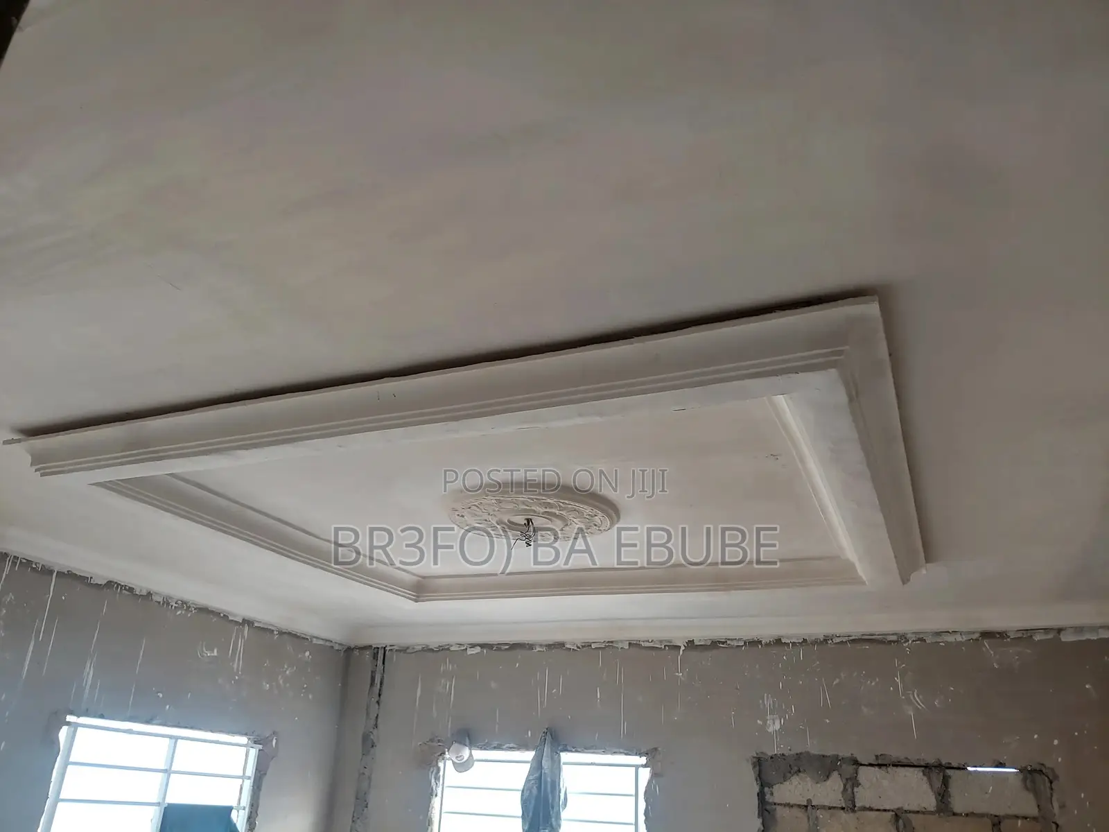 Br3fo) Ba P.O.P Ceiling And Deco