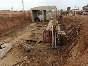 Retaining Wall/Gutter/Pool/Bridge/Formworks/Bunker