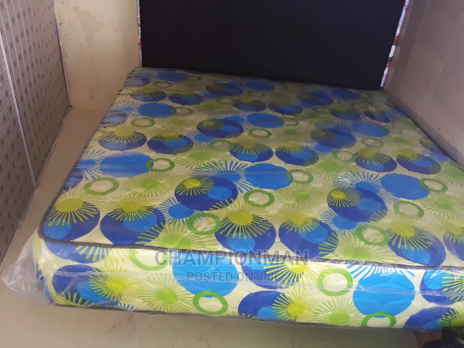 12 Inches Queen Size Mattress High Density