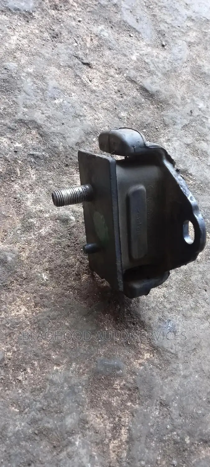 Brand New and Home Used Engine Seat for All Cars Available