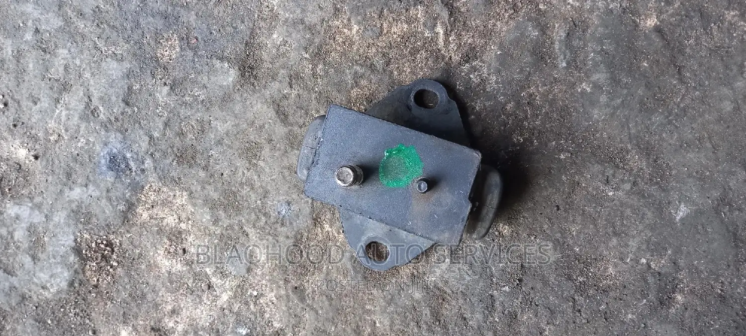 Brand New and Home Used Engine Seat for All Cars Available
