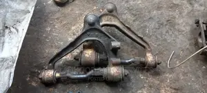 Toyota Fish Home Used Upper Arm Pair Available