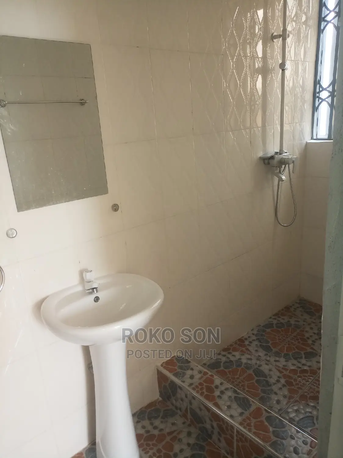 1bdrm Room & Parlour in Dr Roko, Pokuase for rent