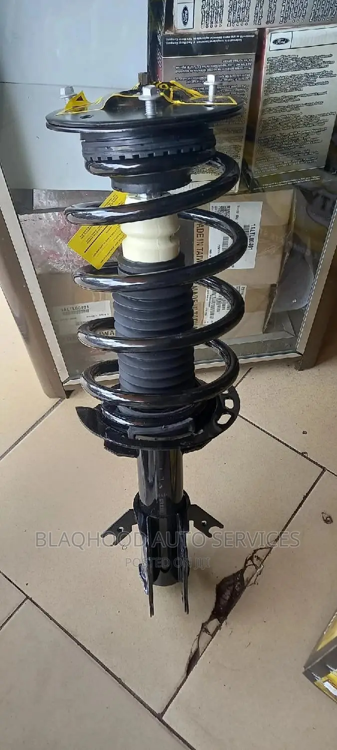 Ford Focus 2013-2017 Brand New Front Shock Absorbers Pair