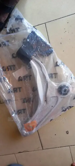 Ford Focus 2013-2017 Lower Arm Pair Available