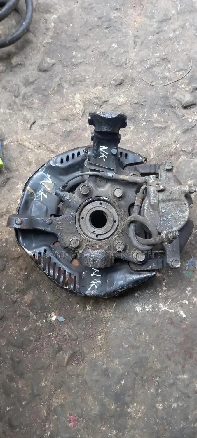 Toyota Haice/Stanbic Front Wheel Hub Pair Available
