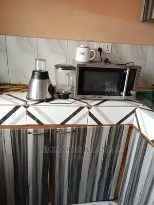 1bdrm House in New Town for rent