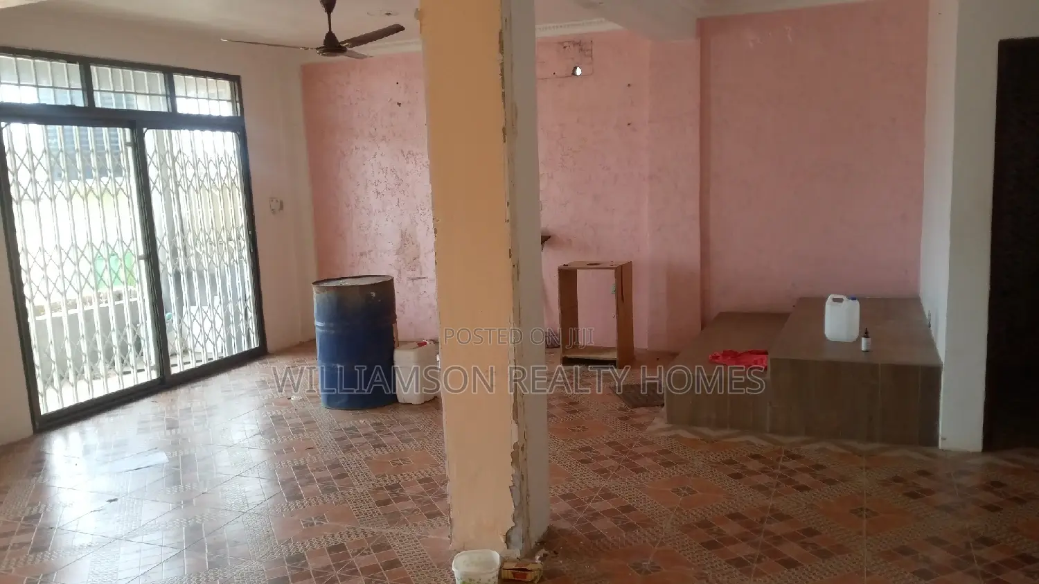 Double/Commercial Shop 4rent,Spintex