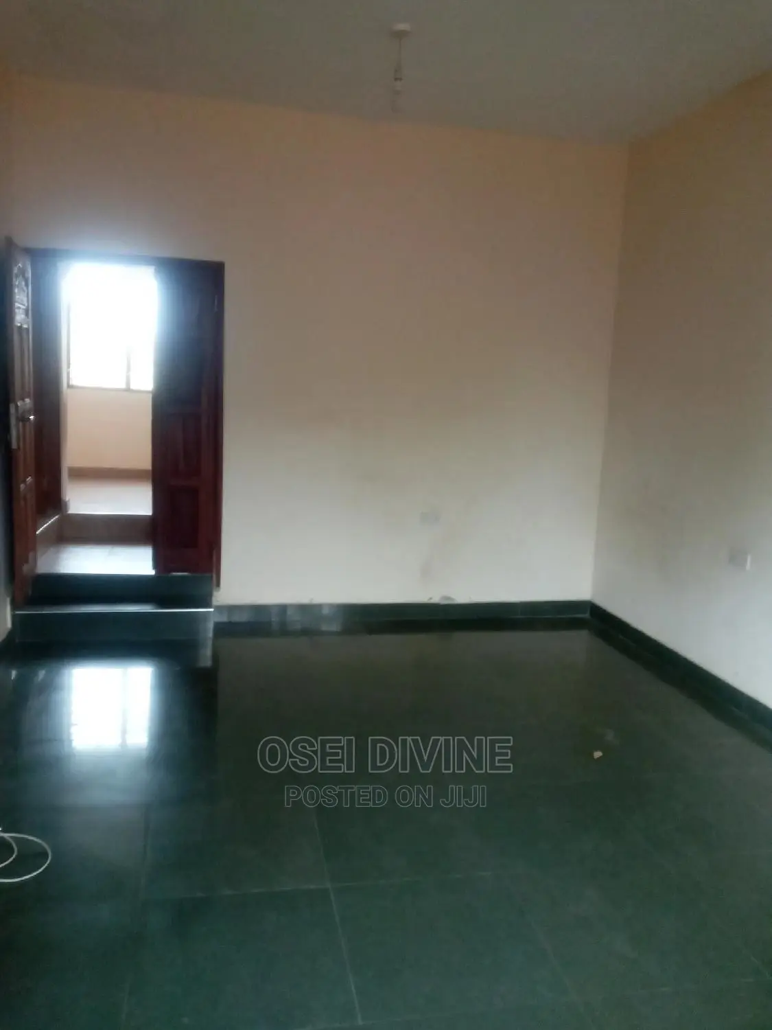 3bdrm Apartment in Datus, Dansoman for Rent