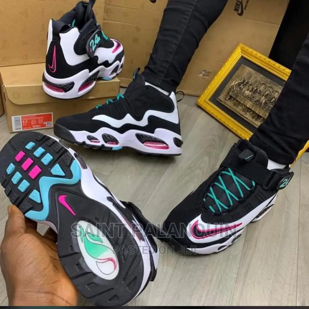 Nike Sneaker