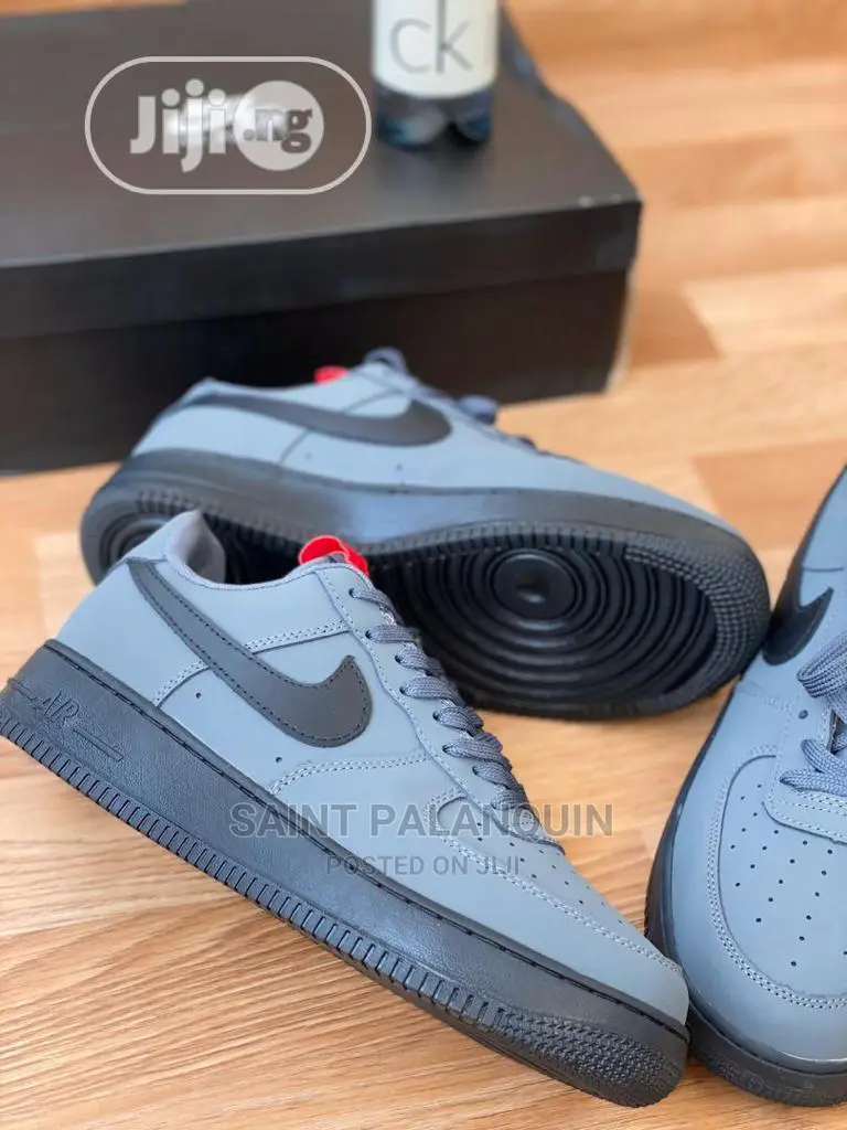 Nike Air Force