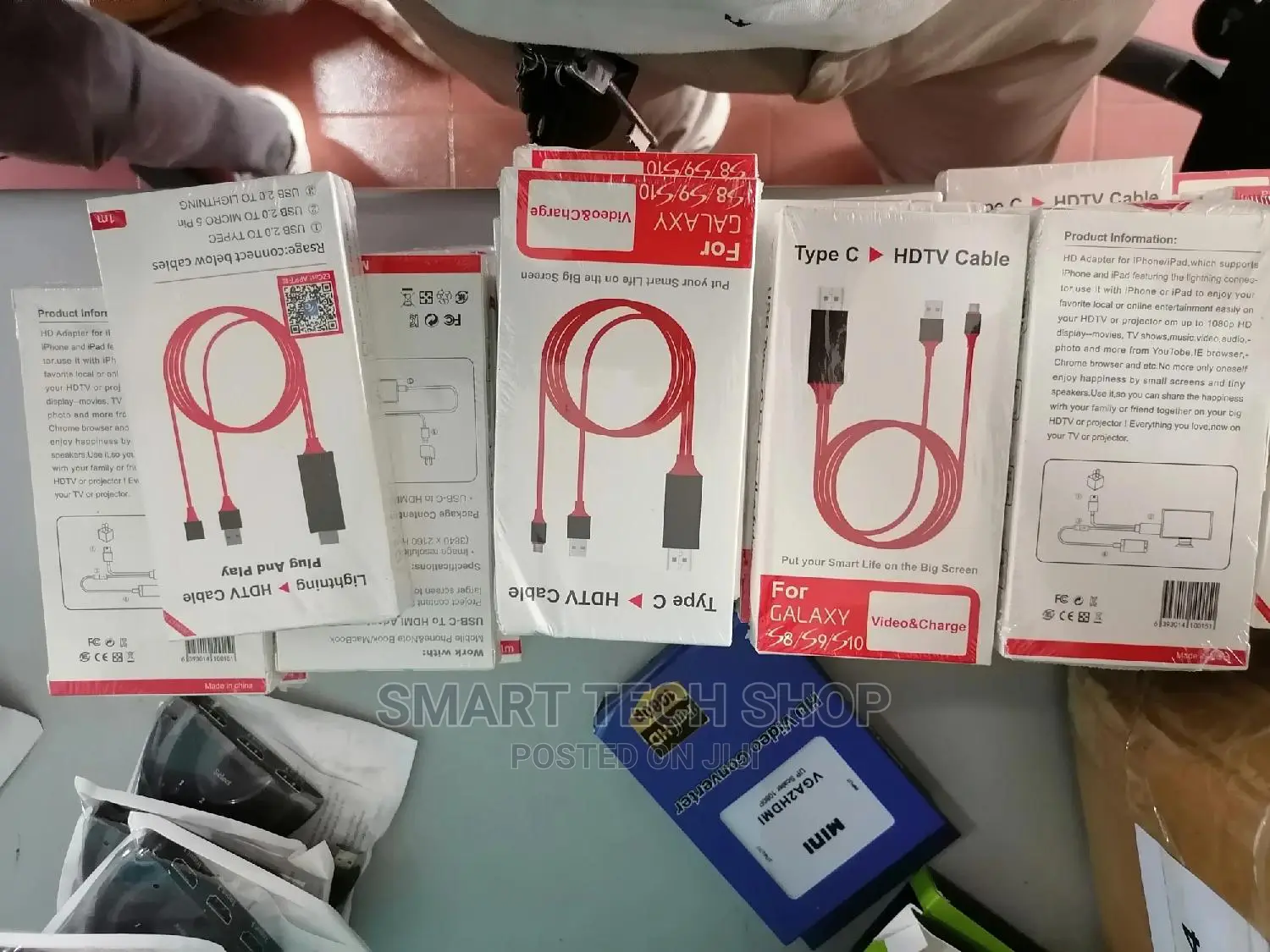 Type C and Lightening to HDMI Adapter for iPhone and Andro