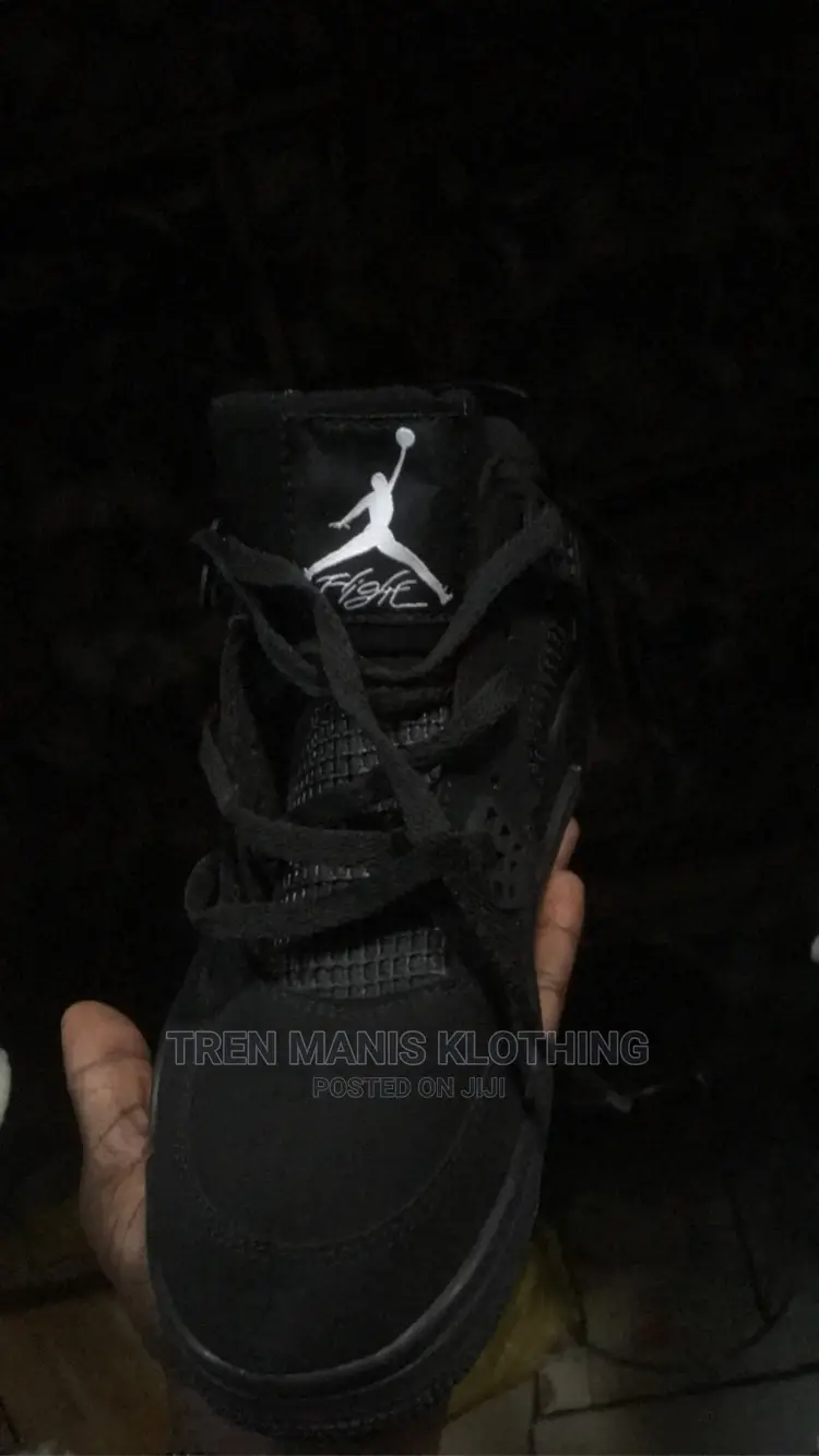Jordan 4 Retro All Black