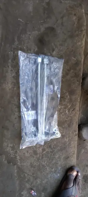 Toyota Corolla/Matrix/Vibe/Camry/Rav4 Link Bar Available